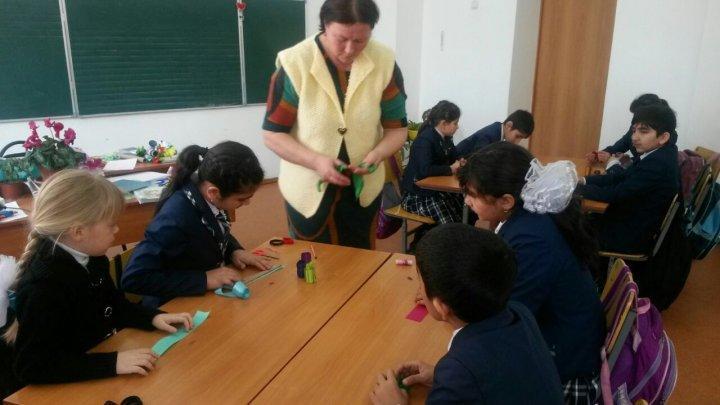 Өнер тамған он саусақ, үзілмейтін ырысың